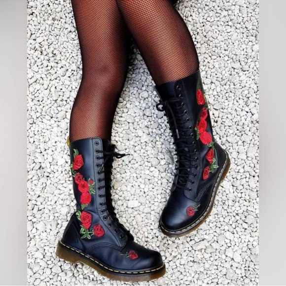 Dr. Martens Shoes - NEW Dr Martens 1914 Vonda Leather Mid Calf Boots
Black Softy T Floral Size 6